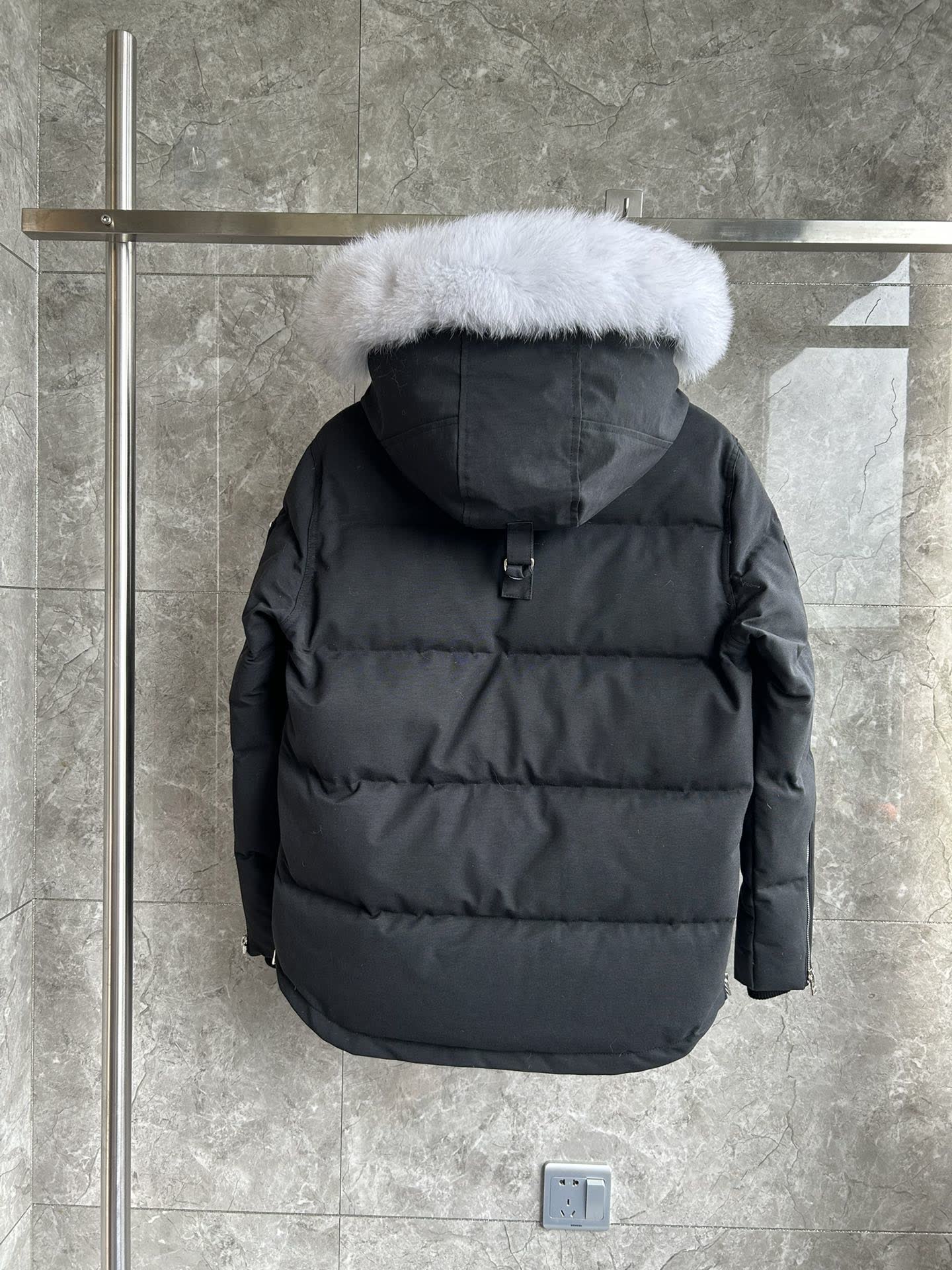 Moose Knuckles Down Puffer Jacket Moose Knuckles Down Puffer Jacket